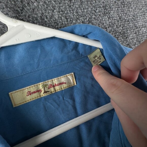 Tommy Bahama Silk Button Up Shirt Short Sleeve Mens Hawaii Blue 2XL Solid Adult - Picture 8 of 16